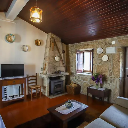 Casa Da Calcada * Sortelha